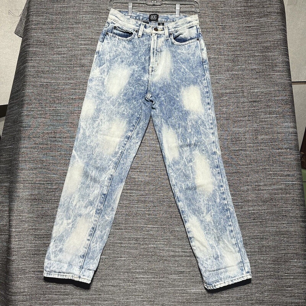 BDG Urban Outfitters Womens Size 26 Slim Straight Acid Wash Bleached Denim Jeans